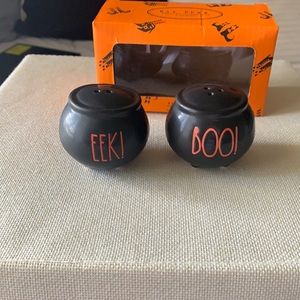 Halloween Salt and Pepper Shaker